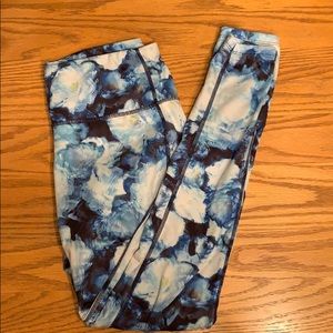 ✨Athleta Legging‼️